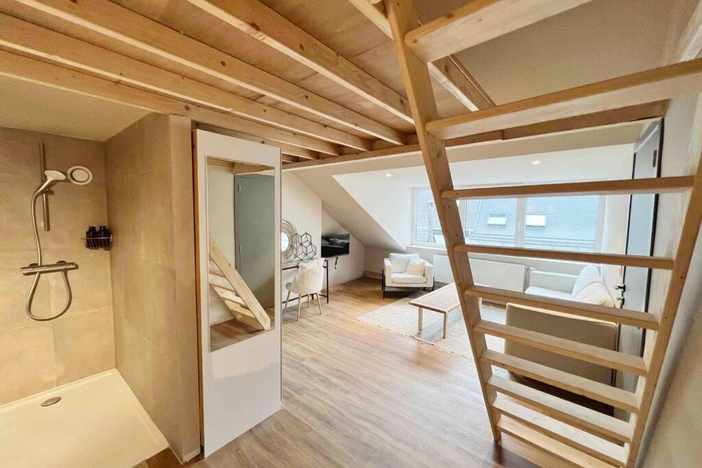 לייז' Maison Avec 4 Suites & Rooftop En Plein Centre Ville - Place Saint Paul מראה חיצוני תמונה