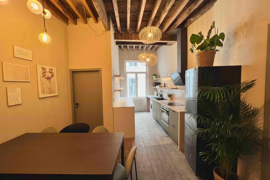 לייז' Maison Avec 4 Suites & Rooftop En Plein Centre Ville - Place Saint Paul מראה חיצוני תמונה