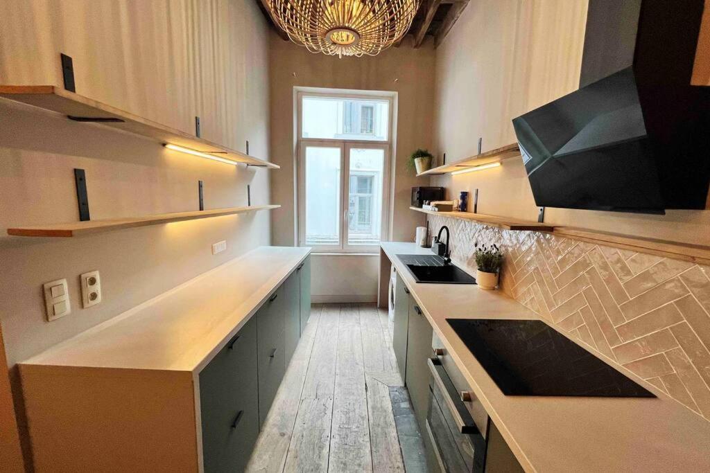 לייז' Maison Avec 4 Suites & Rooftop En Plein Centre Ville - Place Saint Paul מראה חיצוני תמונה